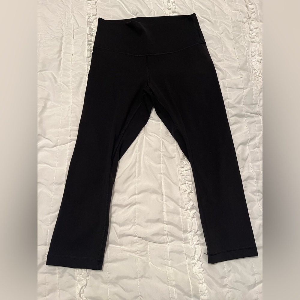 Black lululemon leggings